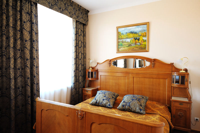 City Hotel Teater Riga Ngoại thất bức ảnh