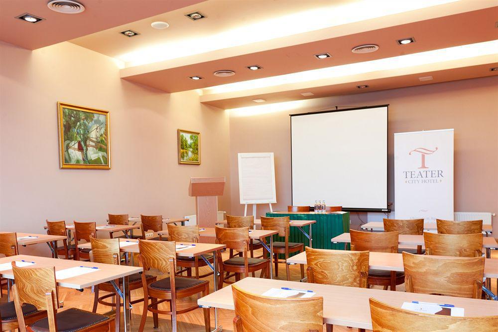 City Hotel Teater Riga Ngoại thất bức ảnh